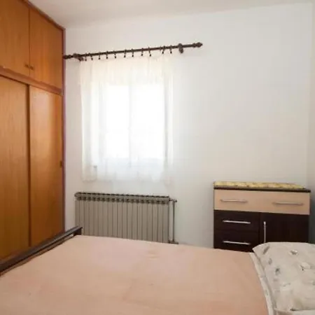 公寓 Mladenka- Two Bedroom